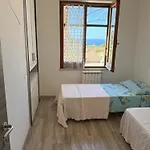 Bosa Ampio Terrazzo Con Vista Magomadas