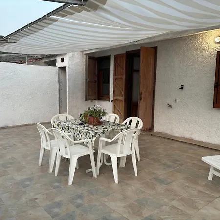 Bosa Ampio Terrazzo Con Vista *